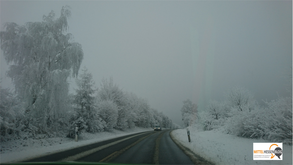 Eine weiße Winterwunderlandschaft gab es Silvester 2016 nur punktuell. Wie hier an der Umgehungsstraße bei Wettenberg. Foto: Felix v. Gallera