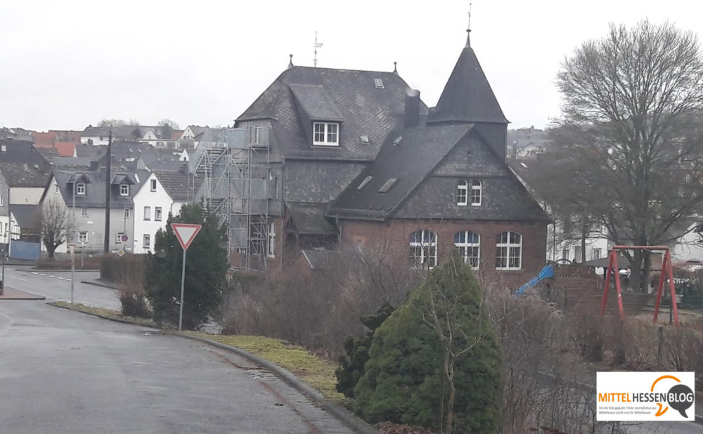 Noch ist das alte Schulgebäude in Erda Kindergarten. Foto: v. Gallera